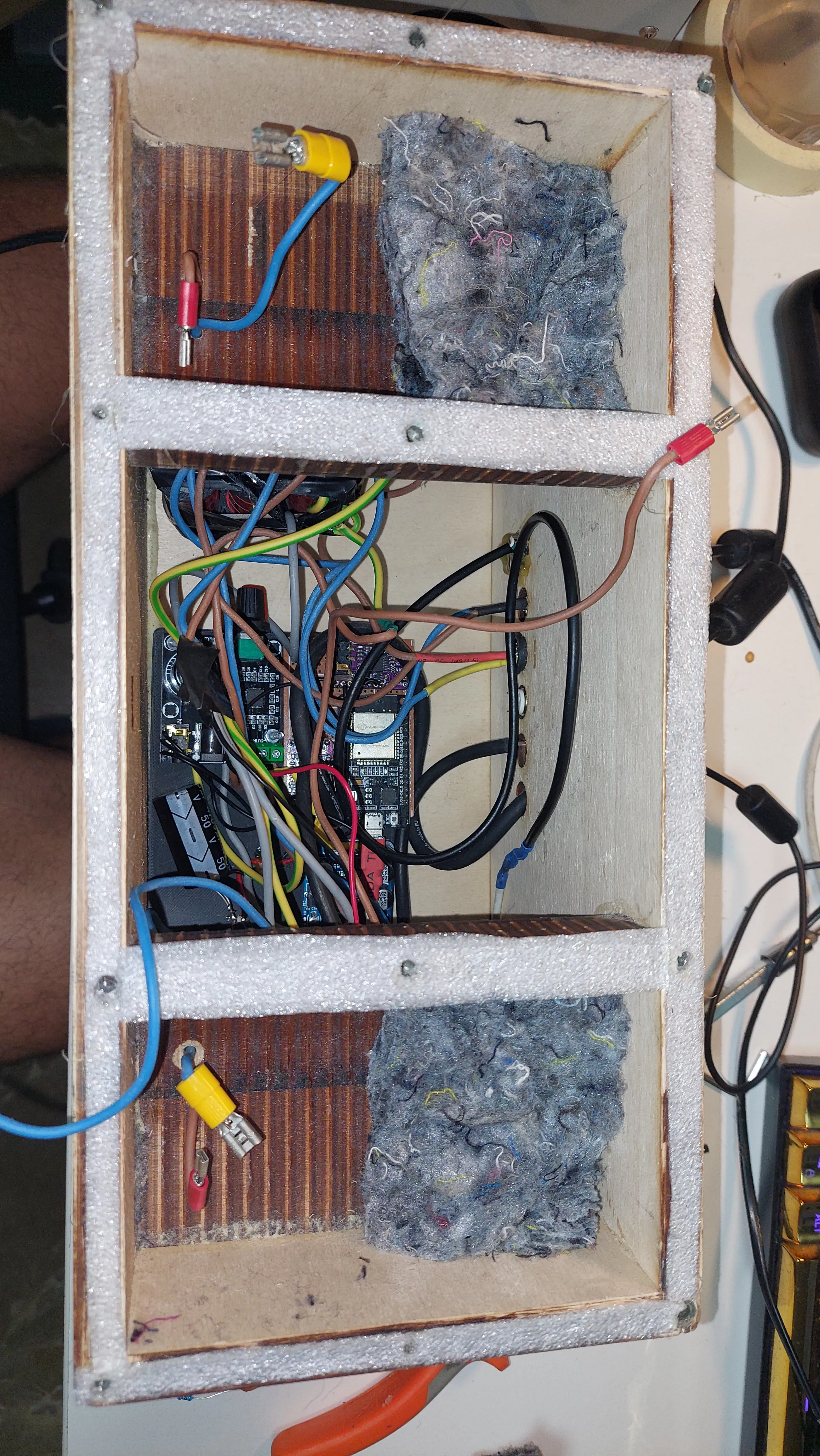 Hi-Fi Portable Bluetooth Speaker with DSP Technology screenshot